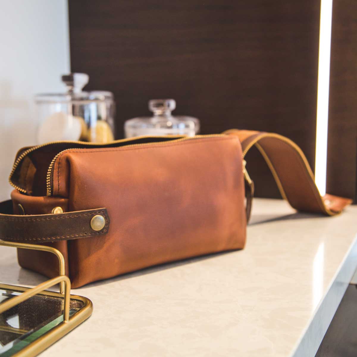 The 10 best toiletry bags and dopp kits for men in 2023