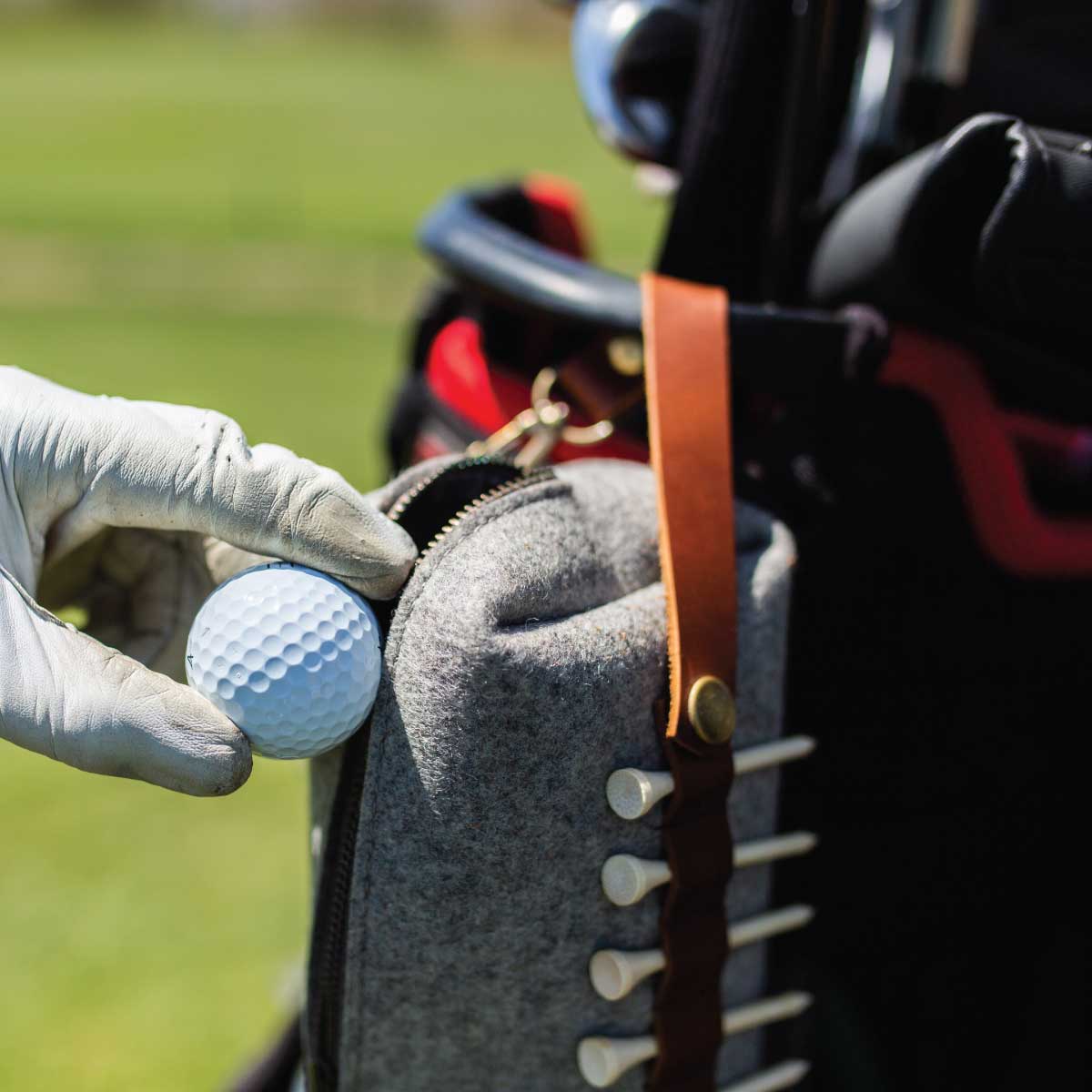 Expert Tips: Flying with Golf Clubs