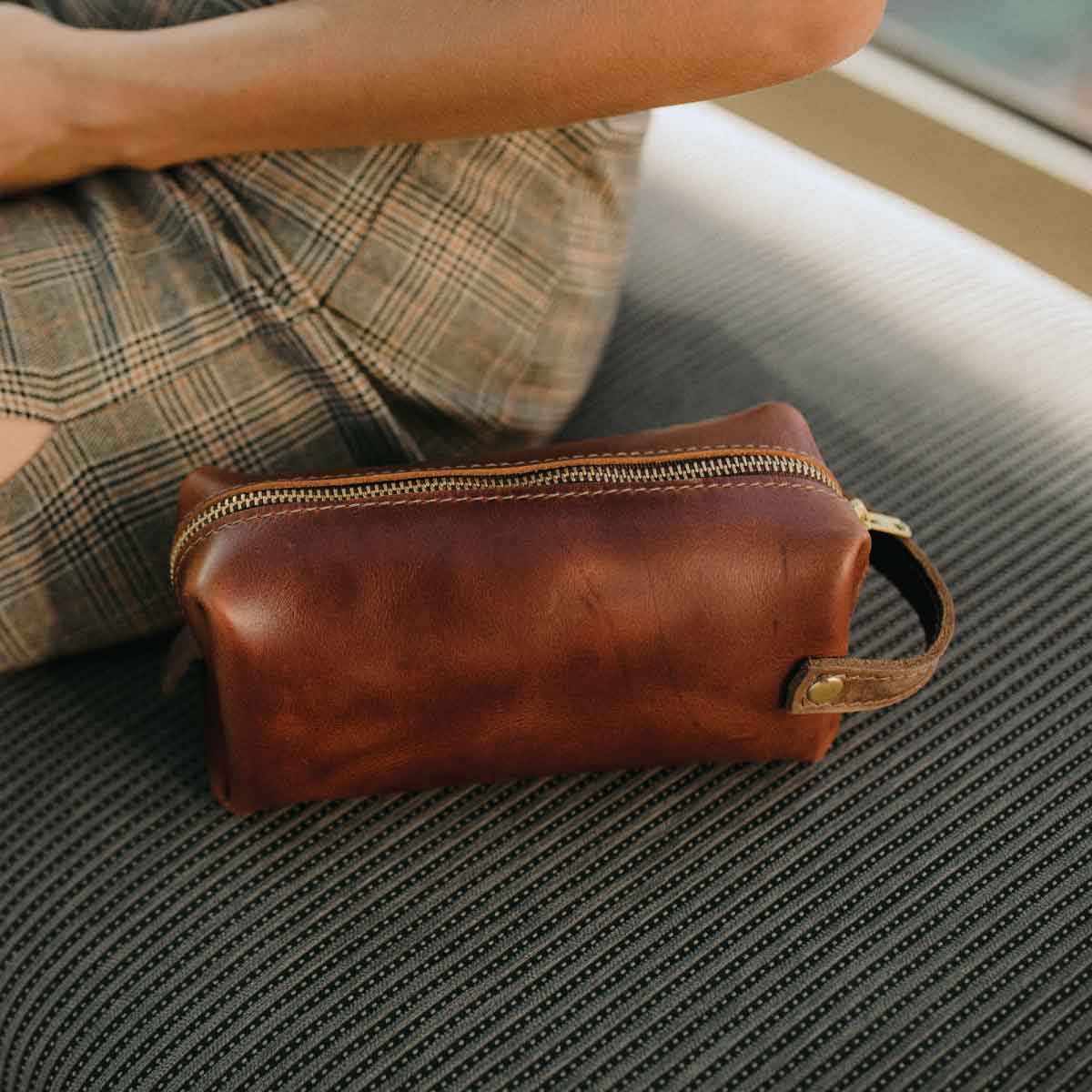 to shop / {purse diaries} apc half moon bag review